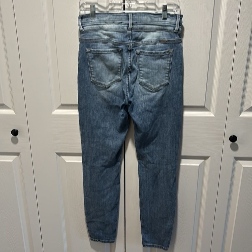 Kan can woman’s distressed stretchy skinny high rise jeans 5 pockets size 28. - Picture 5 of 9